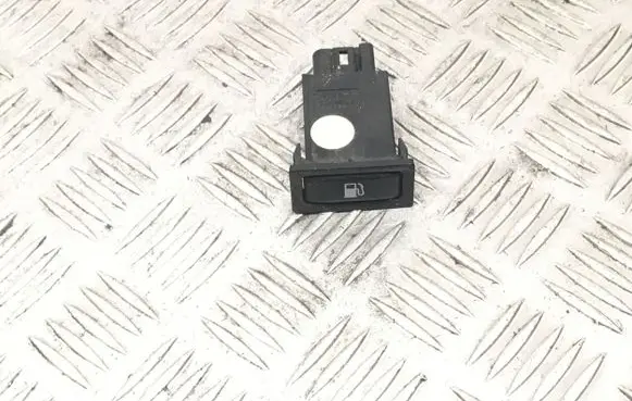 Toyota Avensis T270 Fuel tank opening switch 156795