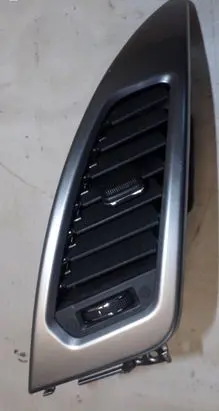 SsangYong Korando Dash center air vent grill 6962M34400