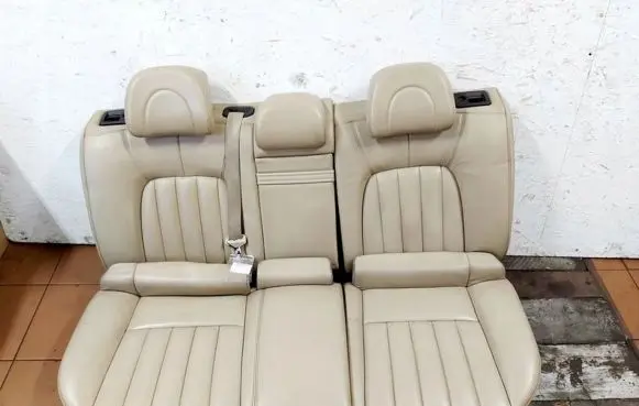 Peugeot 407 Second row seats 