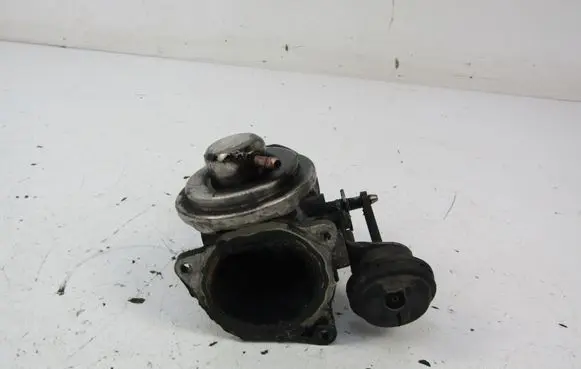 Skoda Octavia Mk2 (1Z) EGR valve 