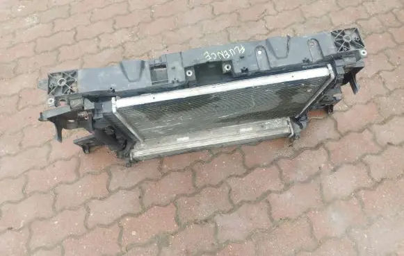 Renault Fluence Radiator support slam panel bracket 752107160r