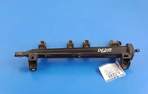 Seat Altea XL Fuel main line pipe 06A133317AC