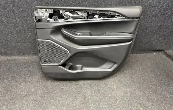 Jeep Grand Cherokee WL Front door card panel trim 22501A 20211021360 M8101405