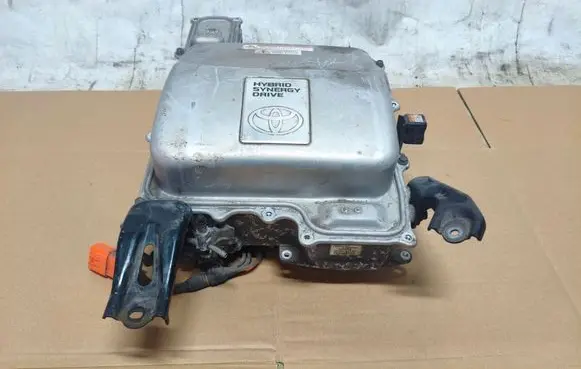 Toyota Prius (XW20) Voltage converter inverter G927047040 G484574020 6812503