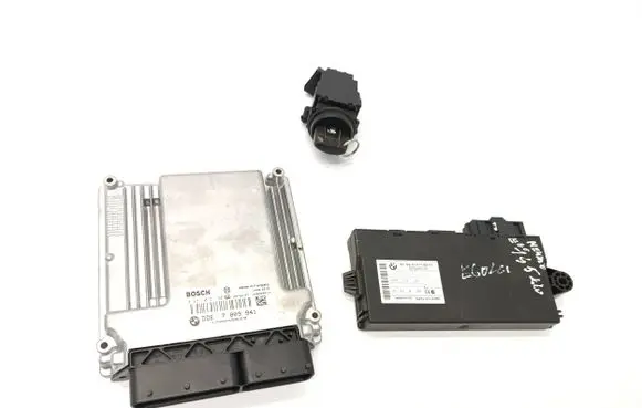 BMW 5 E60 E61 Engine ECU kit and lock set 7809941 170059629 0281015130