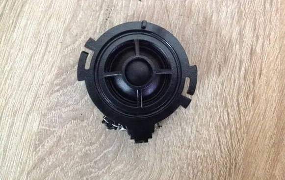 Audi Q5 SQ5 Front door high frequency speaker 8R0035399A