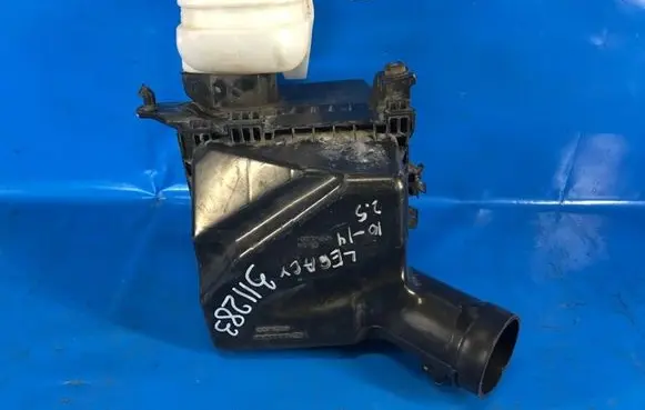 Subaru Legacy Air filter box 46052AG07A