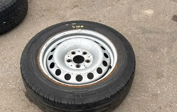 Mercedes-Benz Vito Viano W447 R16 spare wheel A4474010101 A4343