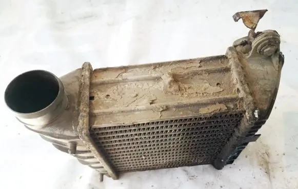 Skoda Octavia Mk1 (1U) Intercooler radiator 853509j