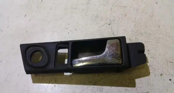 Audi A6 S6 C4 4A Front door interior handle 4a0839020a