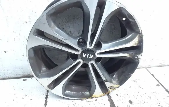 KIA Sportage R17 alloy rim 52910A2630