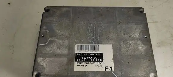 Toyota Corolla Verso AR10 Engine control unit/module 896610F010 MB1758006463 1758004059