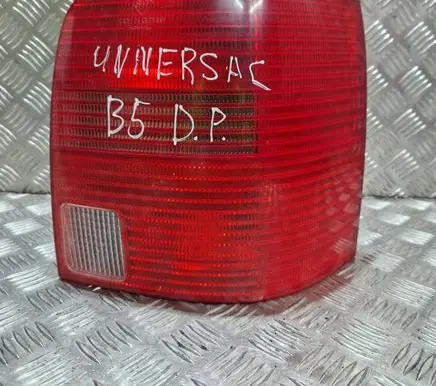Volkswagen PASSAT B5 Rear/tail lights 393361 3B9945257