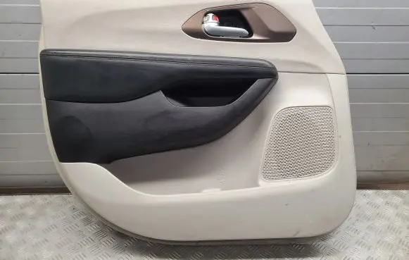 Chrysler Pacifica Front door card panel trim 5RP552D2AF