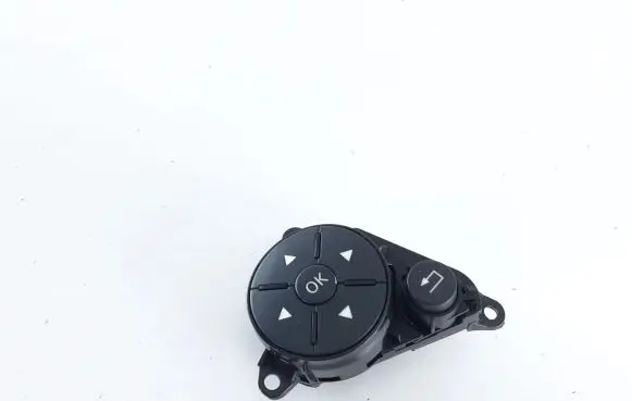 Mercedes-Benz E W212 Steering wheel buttons/switches A2048210151