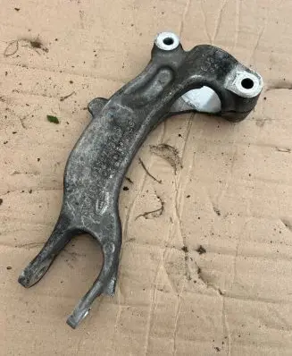 Audi A4 S4 B9 8W Lower shock absorber bracket 8W0413038