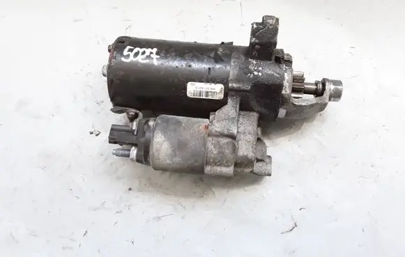 Audi A8 S8 D4 4H Starter motor 06E911021D