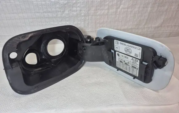 Fuel tank cap