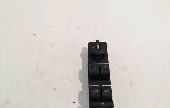 Ford Focus Electric window control switch PAM5T14A132AA 3S010020924