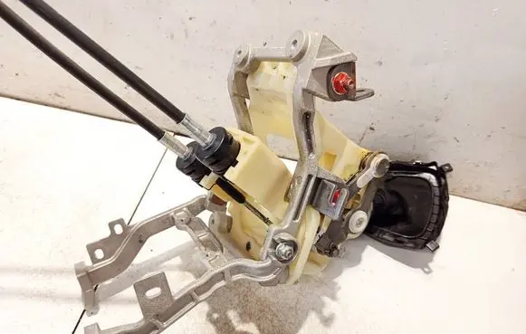 Gear shifter/selector