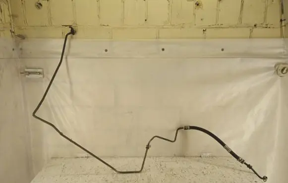 Volvo XC70 Power steering hose/pipe/line
