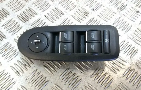 Ford Kuga I Electric window control switch 8M5T14A132AC