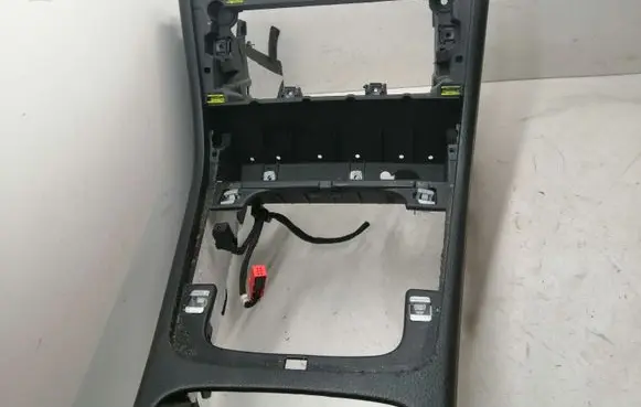 Volkswagen PASSAT B6 Center console 3C1863243B 3C1863243