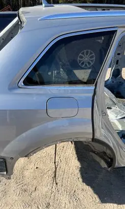 Audi Q7 4M Rear quarter panel 