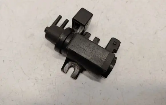 Valve vacuum