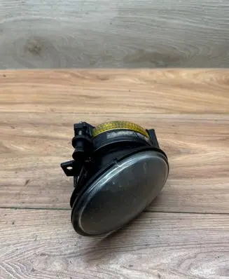 Volkswagen Golf V Front fog light 1K0941700C E26925