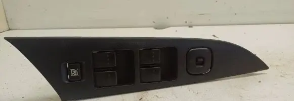 Mazda 3 I Electric window control switch 03123000