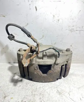 Volvo XC90 Front brake caliper 30657307