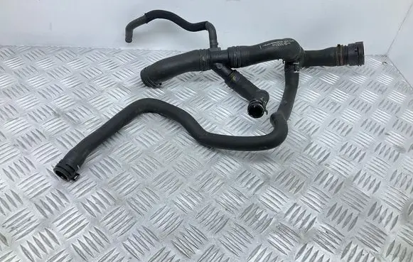 Audi TT TTS Mk2 Engine coolant pipe/hose 1K0122101DK 06F122101A 1K0122063G