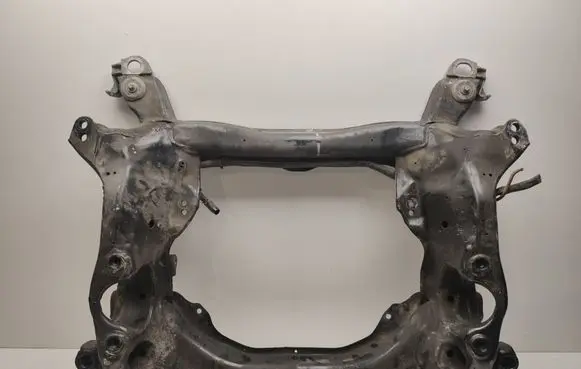 Mercedes-Benz CLS C218 X218 Front subframe A2126280457