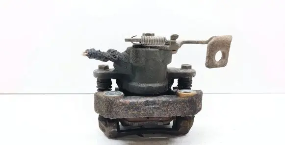 Toyota Prius (XW30) Rear brake caliper