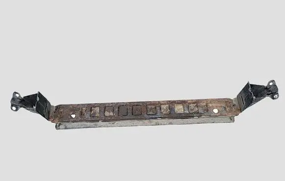 Volvo S80 Bottom radiator support slam panel