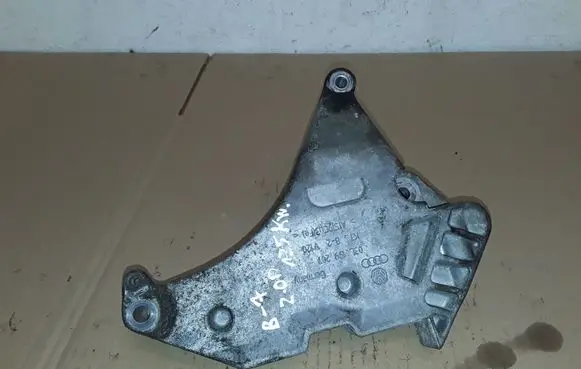 Volkswagen PASSAT B7 Engine mounting bracket 03L199207