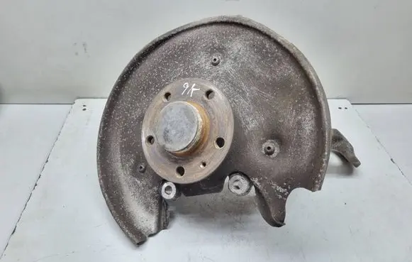 Audi A4 S4 B8 8K Rear wheel hub spindle/knuckle 