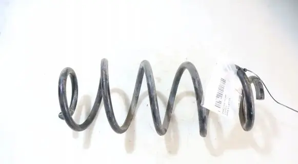 Toyota Yaris XP210 Coil spring/strut mount 