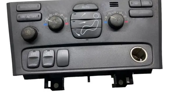 Volvo V70 Climate control unit 8651242 M6192100040