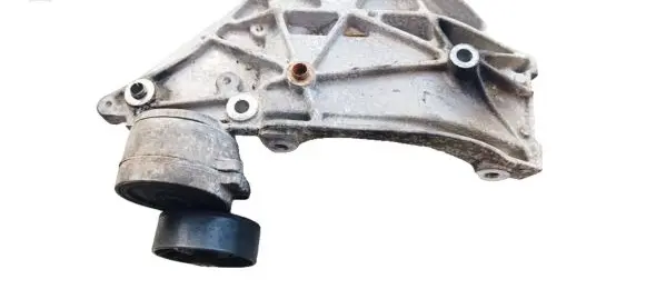 Peugeot 407 Engine mounting bracket 9650034280