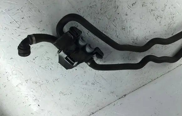 BMW X5 E70 Electric auxiliary coolant/water pump 6910544