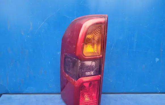Nissan Patrol Y61 Rear/tail lights