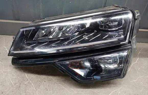 Skoda Karoq LED Daytime headlight 57B941015B