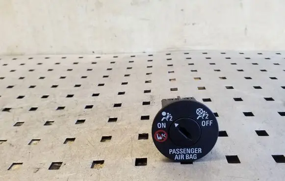Opel Antara Passenger airbag on/off switch 13577258