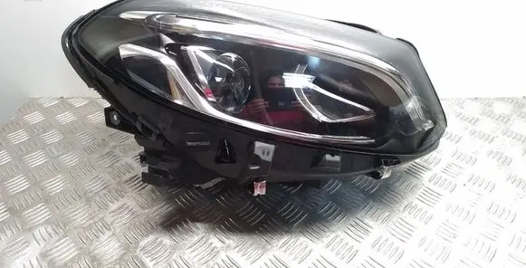 Mercedes-Benz B W246 W242 Headlight/headlamp A2469062801