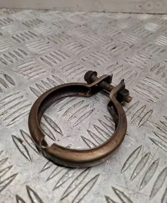 BMW 5 E60 E61 Muffler pipe connector clamp 7796718