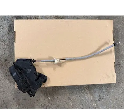Seat Arona Front door lock 5TB837015A