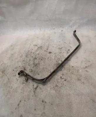 Fuel tank mounting bracket