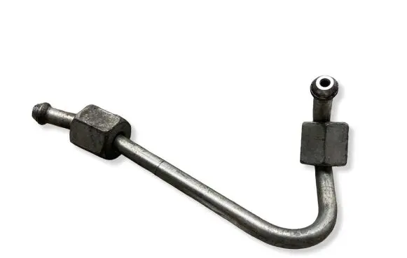 Opel Insignia A Fuel injector supply line/pipe 
